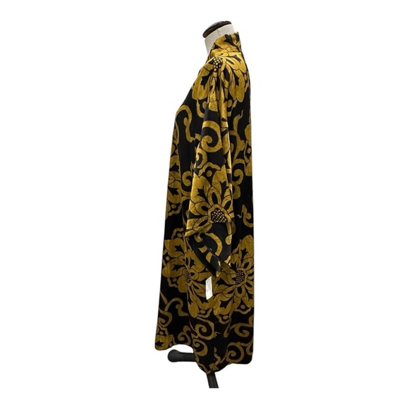Natori Private Luxuries gold & black robe M. MISSING BELT - Picture 3 of 7